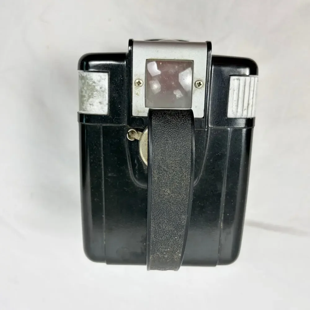 VTG Kodak Brownie Hawkeye Camera Flash Model, Kodak 620 Film - not working